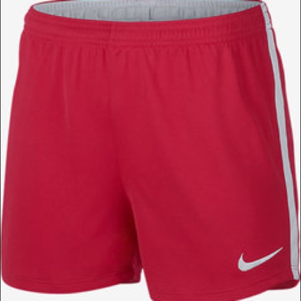 NWT Nike  women’s soccer shorts